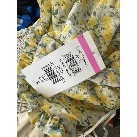 ASTR Womens Floral Smocked Top Medium Yellow Puff Sleeve Cropped Boning NWT - Picture 8 of 12
